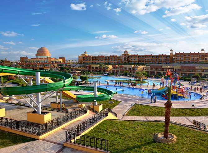 vakantie-naar-El Malikia Resort Abu Dabbab-november 2024